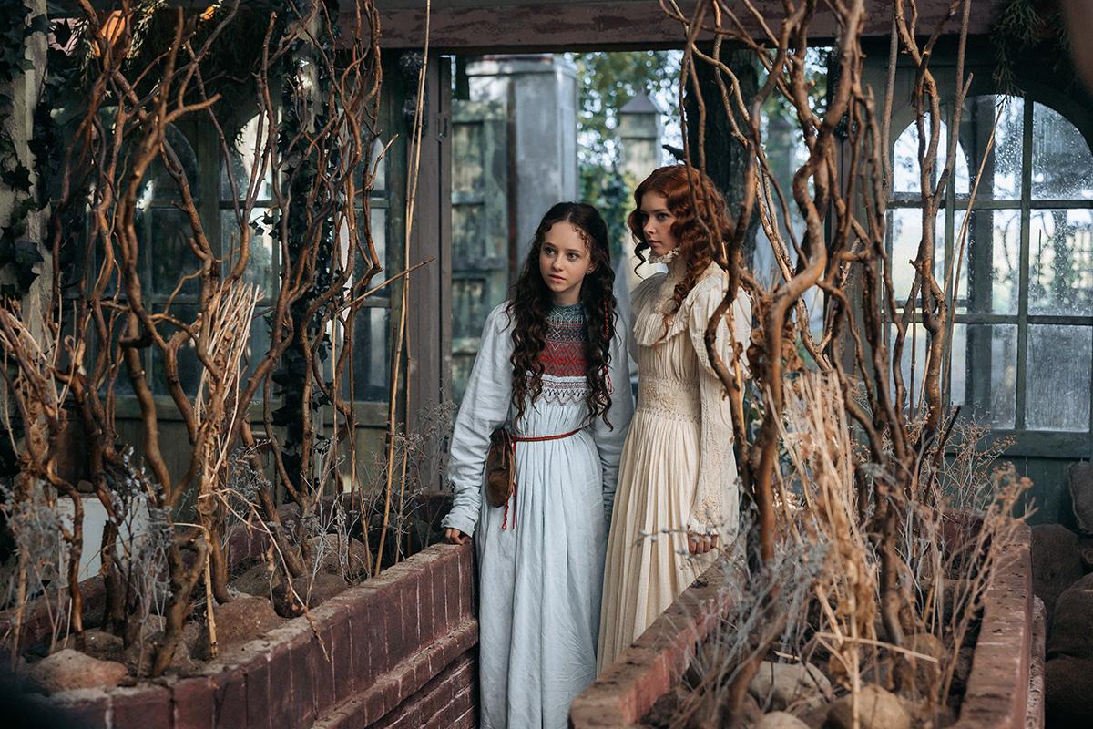 На съемках сериала «Очарованные»