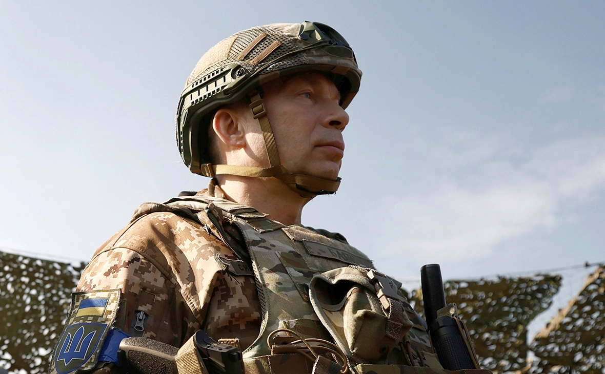 Zohra Bensemra / Reuters