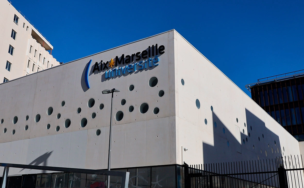 EBASCOL / Shutterstock