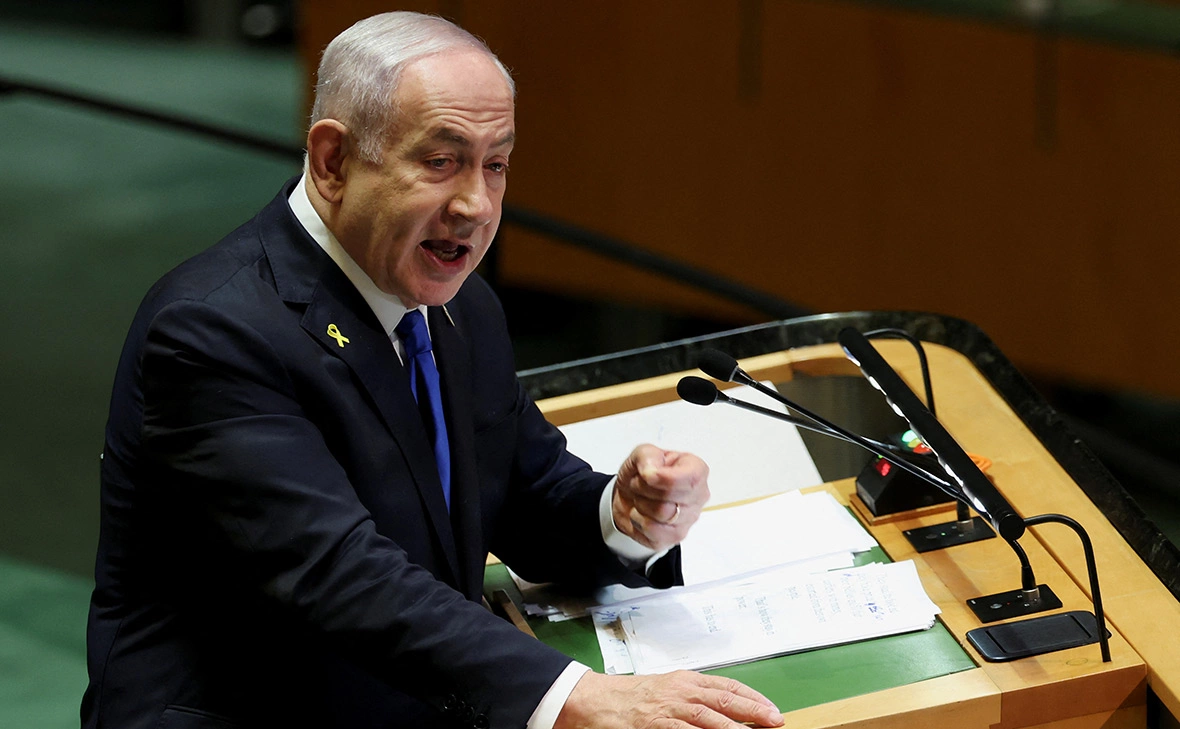 Mike Segar / Reuters