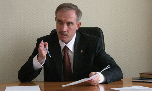 Губернатор Ульяновской области Сергей Морозов пересадит чиновников на Lada