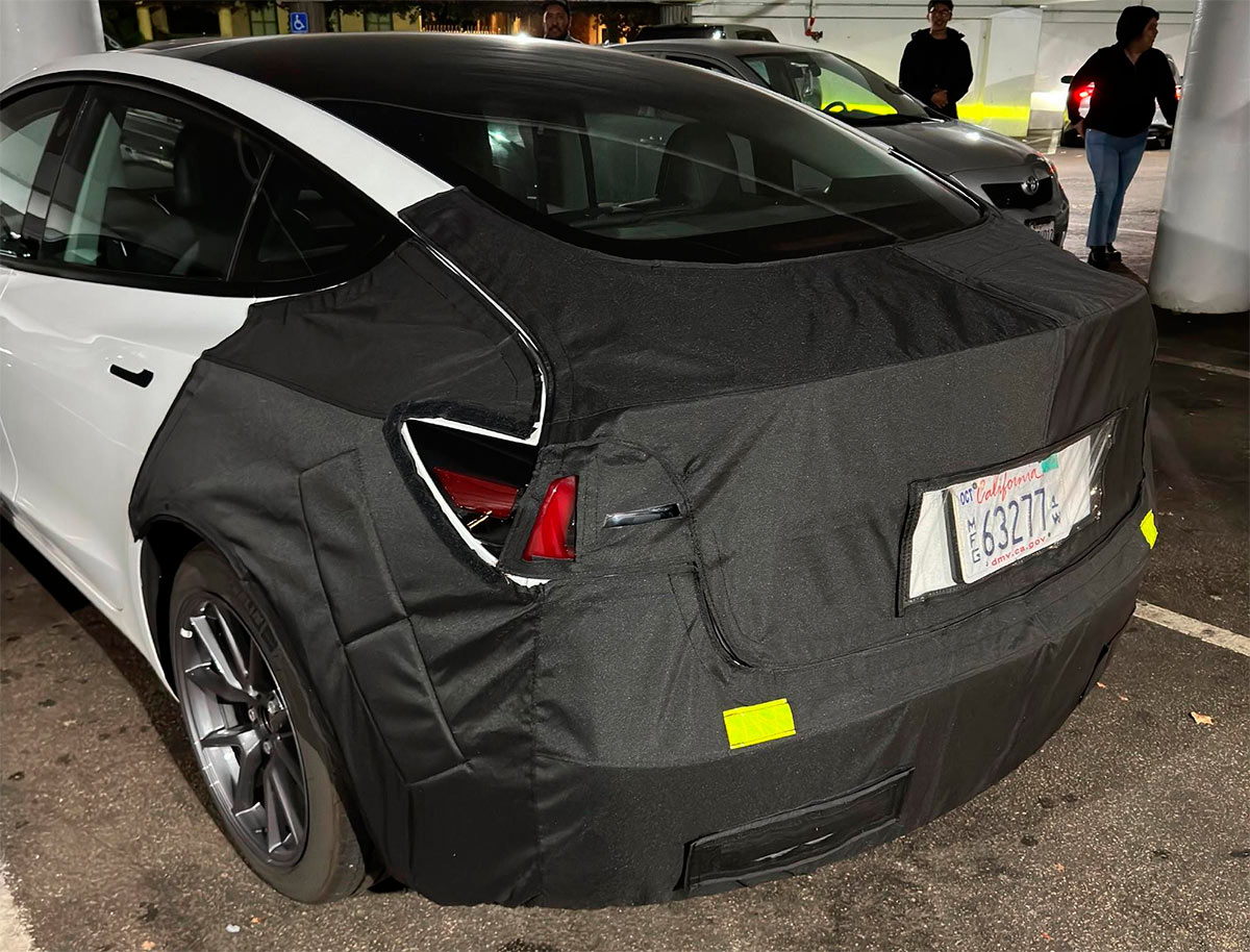 Tesla начала тестировать обновленный электроседан Model 3