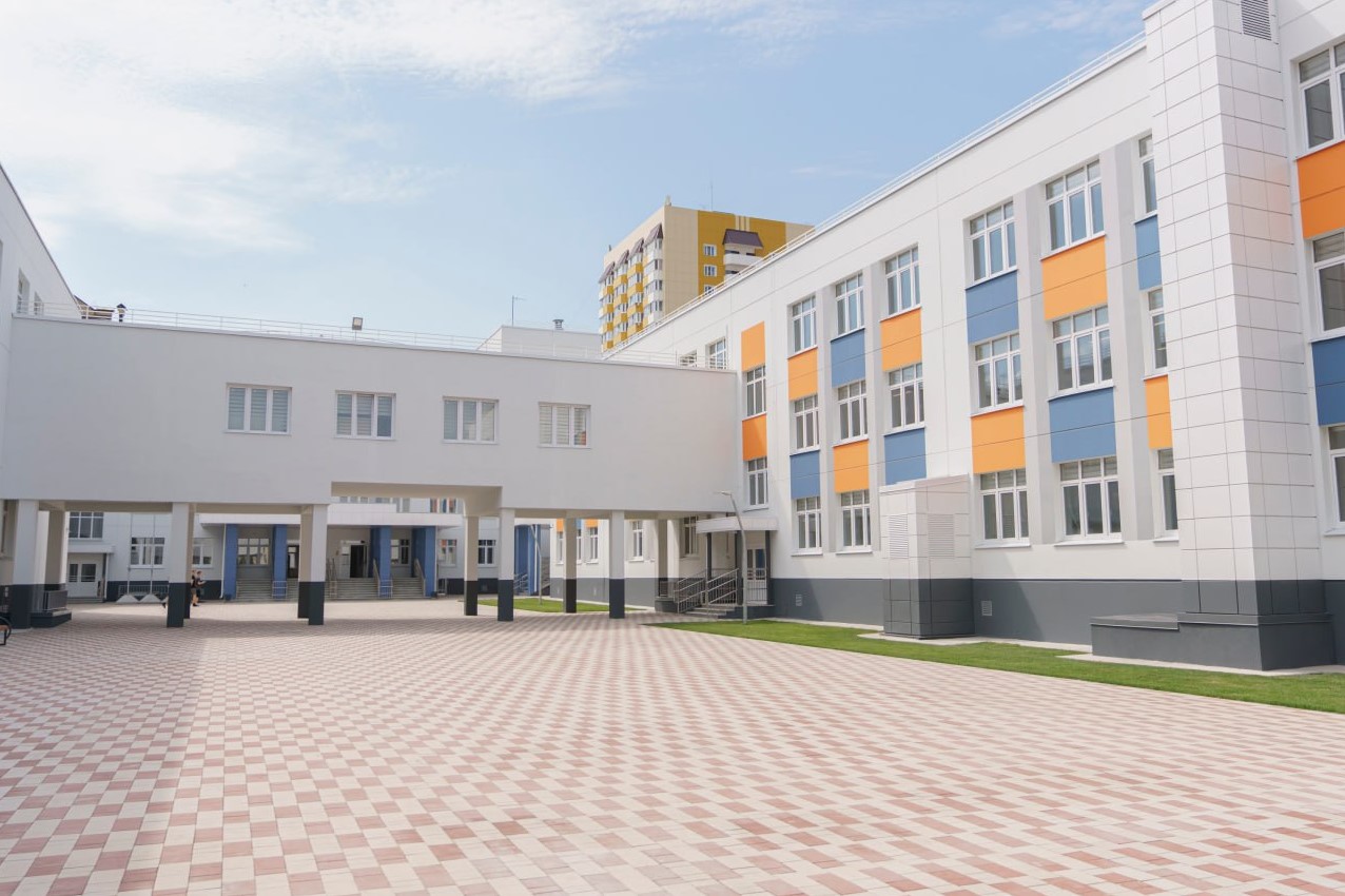В Тюменской области приняли новые школы перед 1 сентября.