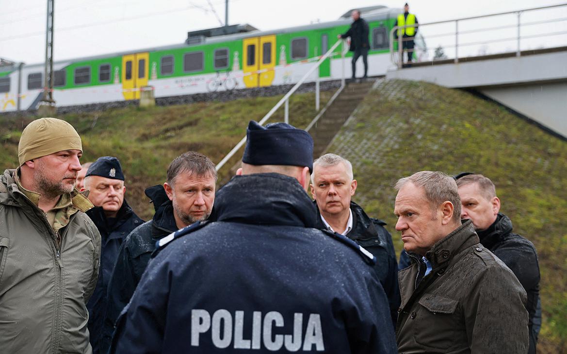 Туск назвал подозреваемых в диверсии на железной дороге в Польше