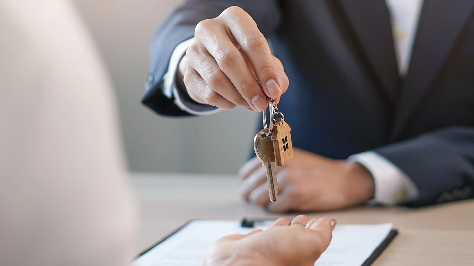 В Госдуме предложили меры для борьбы со сделками по «схеме Долиной»