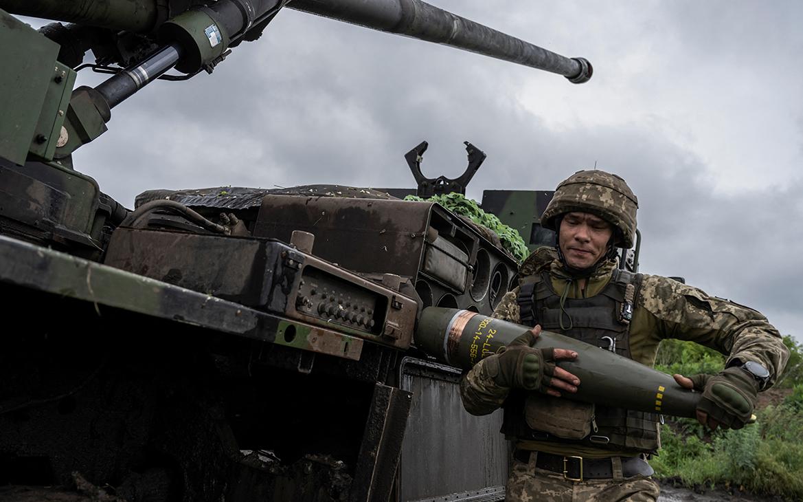 Макрон допустил «калибровку» помощи Украине в случае затяжного конфликта
