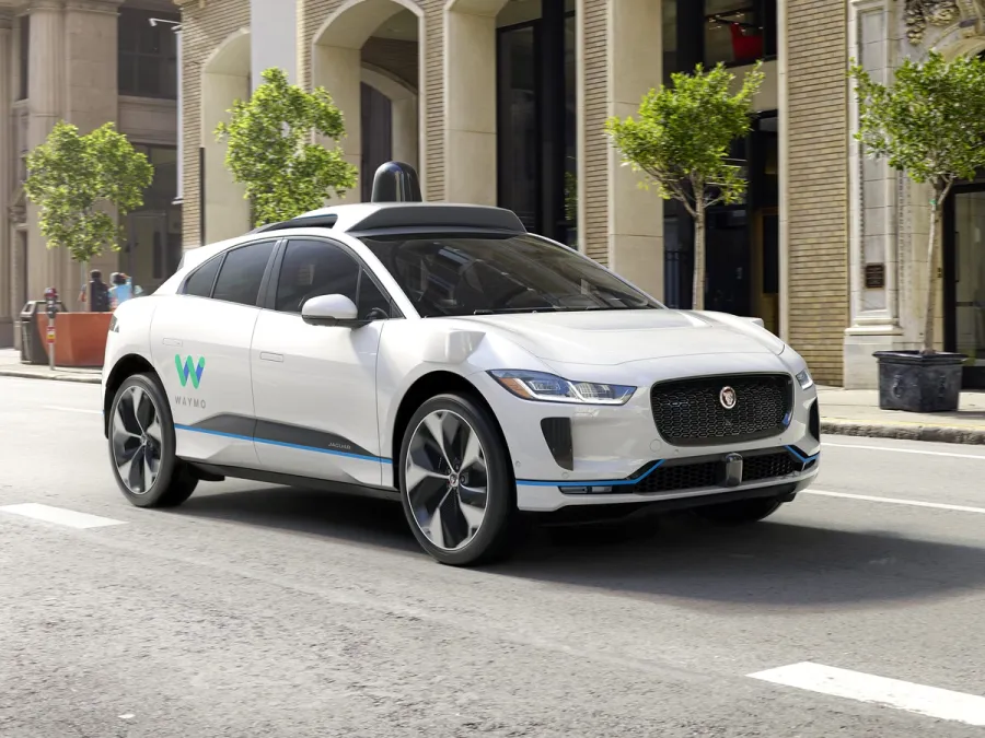 Автономный автомобиль Waymo