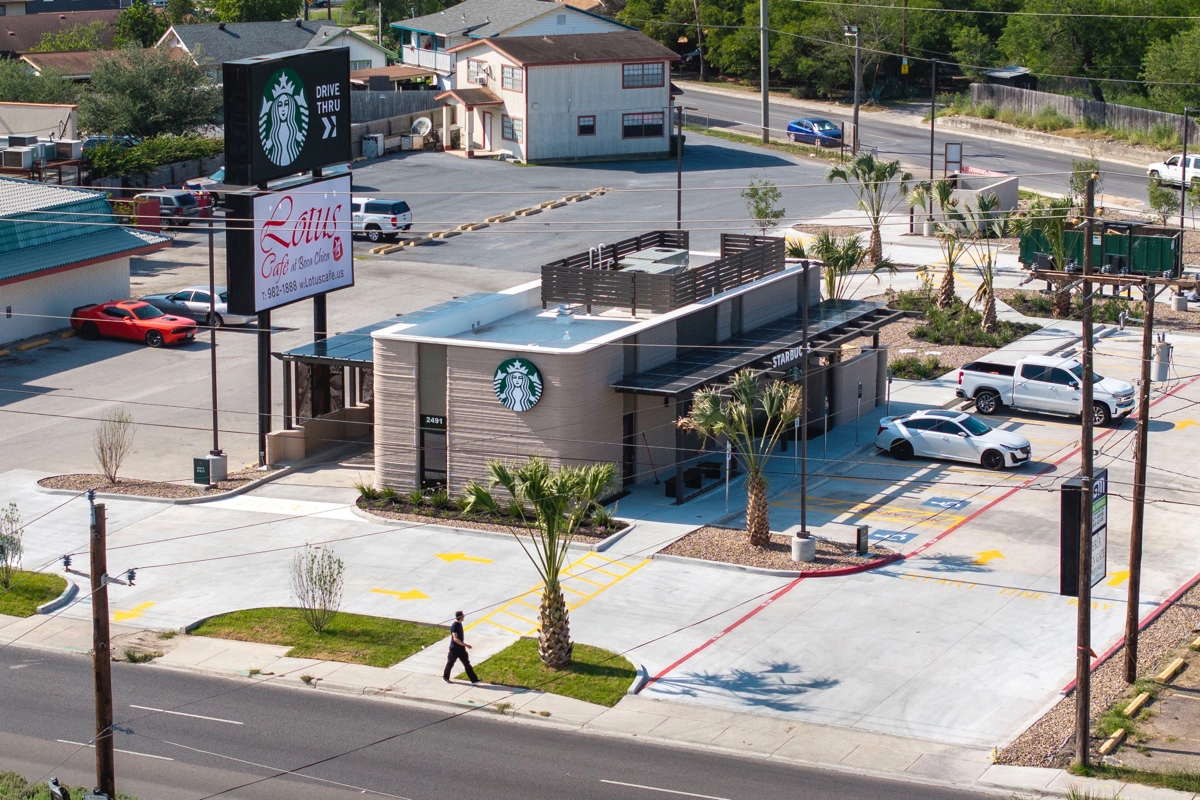 В Техасе открылся первый в мире Starbucks, напечатанный на 3D-принтере
