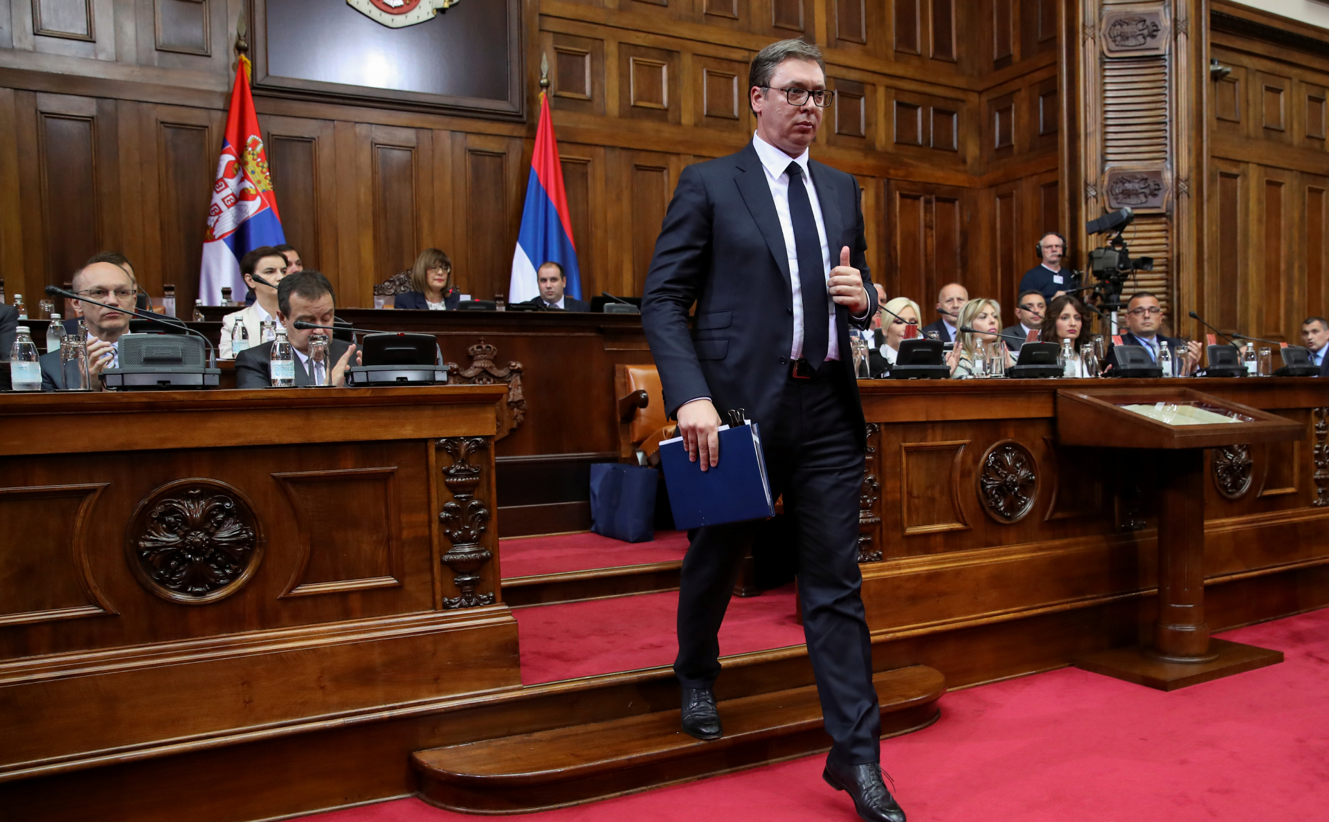 Александр Вучич в парламенте