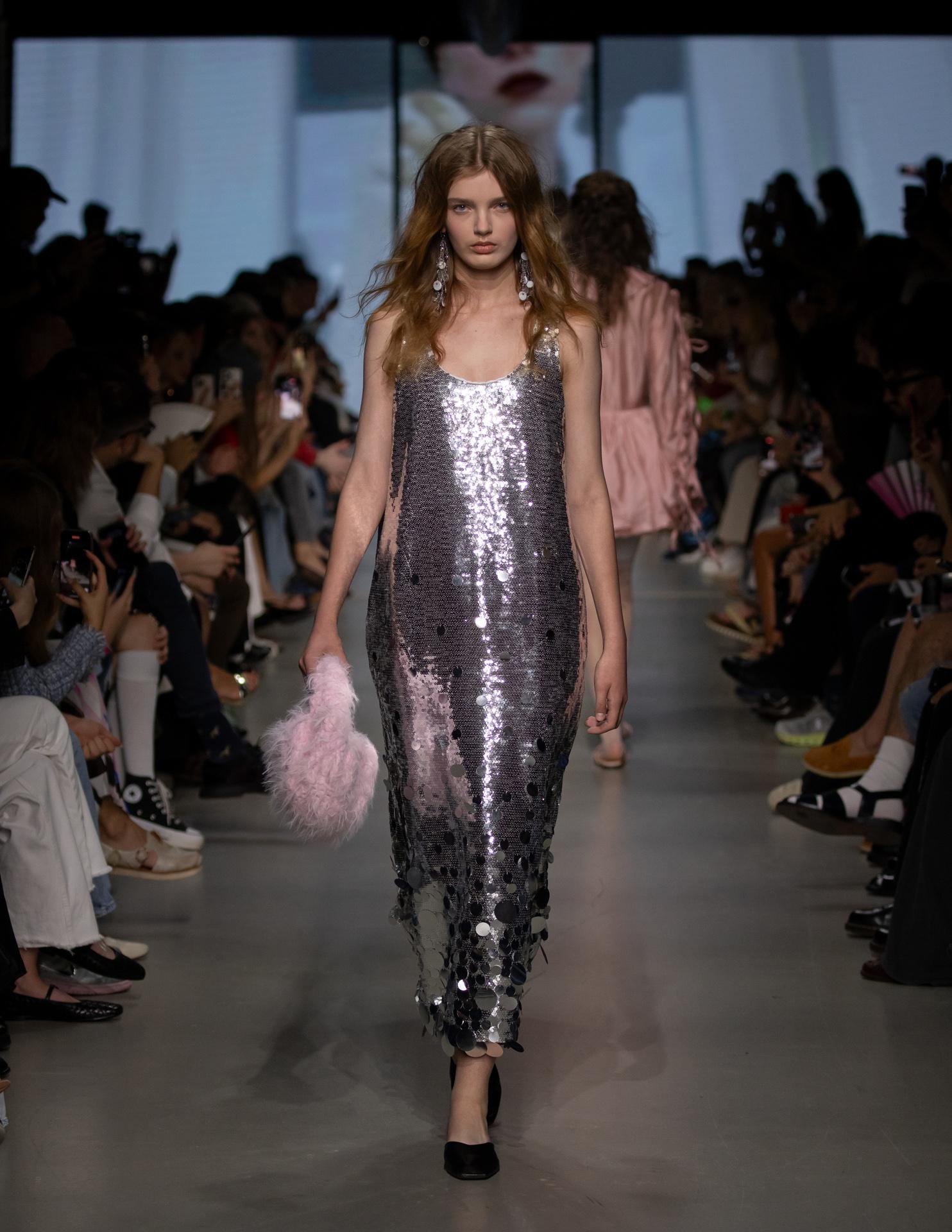 Показ Gapanovich