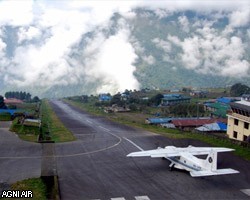 В Непале ищут пассажирский самолет, пропавший с радаров