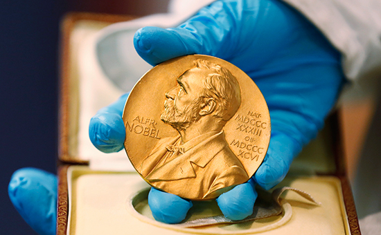 Медаль лауреата Ноебелевской премии


