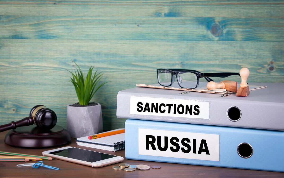 По числу введенных санкций Россия занимает первое место в мире