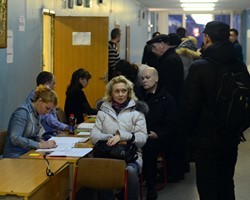 Правозащитники говорят о появлении в Петербурге "фальшивых" наблюдателей