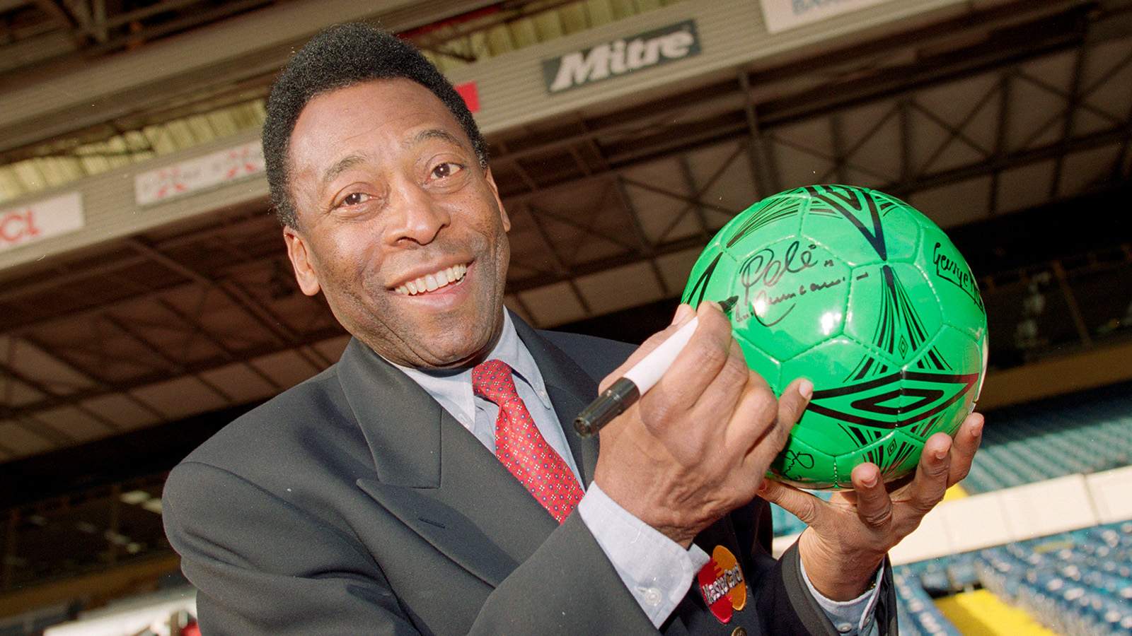 85 лет назад родился Пеле. 10 интересных фактов из жизни короля футбола