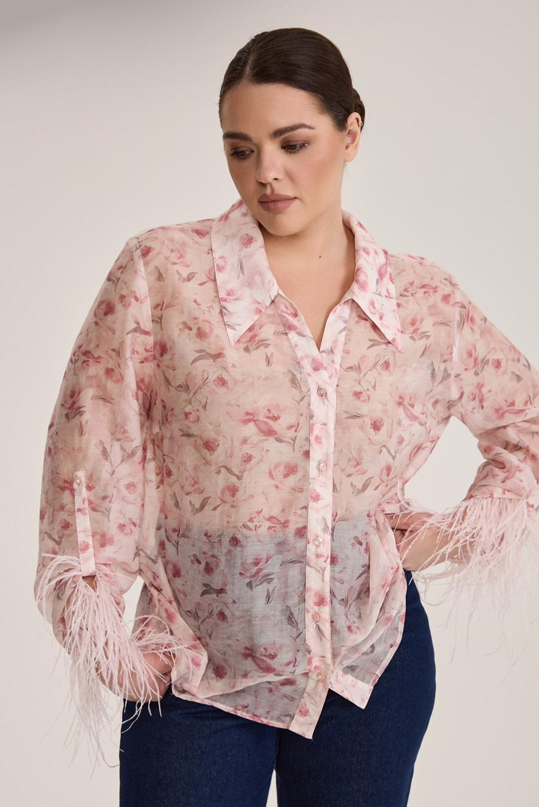 Блузка из капсулы &laquo;Абсурд Валентина&raquo;, 4Forms, 14 890 руб. (4forms.ru)