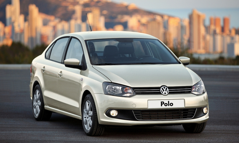 VW Polo Sedan       Autonews