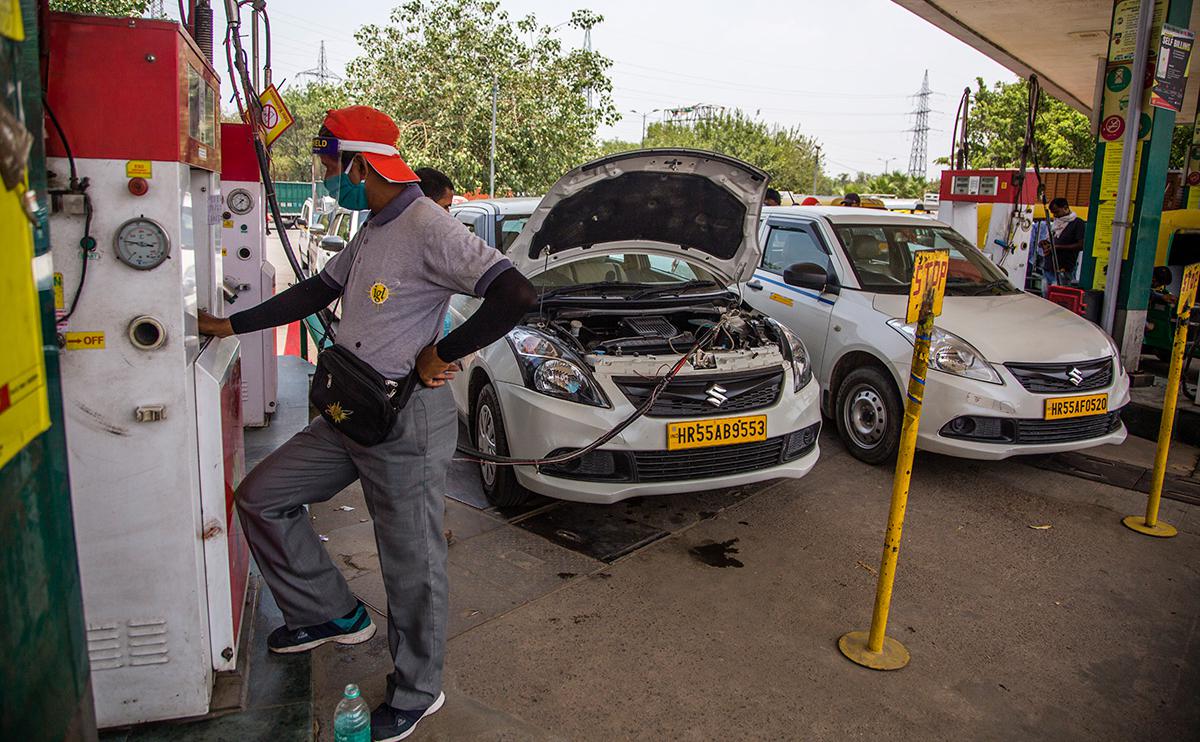Reuters узнал о планах Индии продлить запрет на экспорт бензина