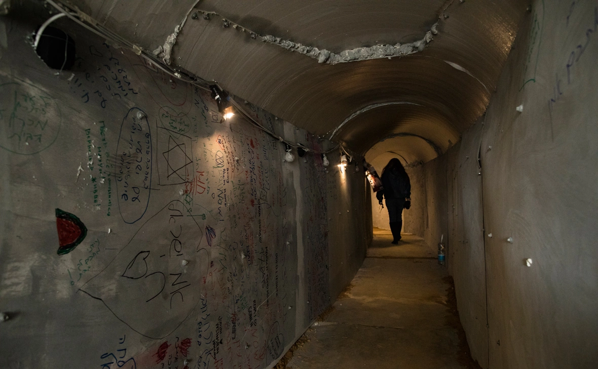 Amir Levy / Getty Images