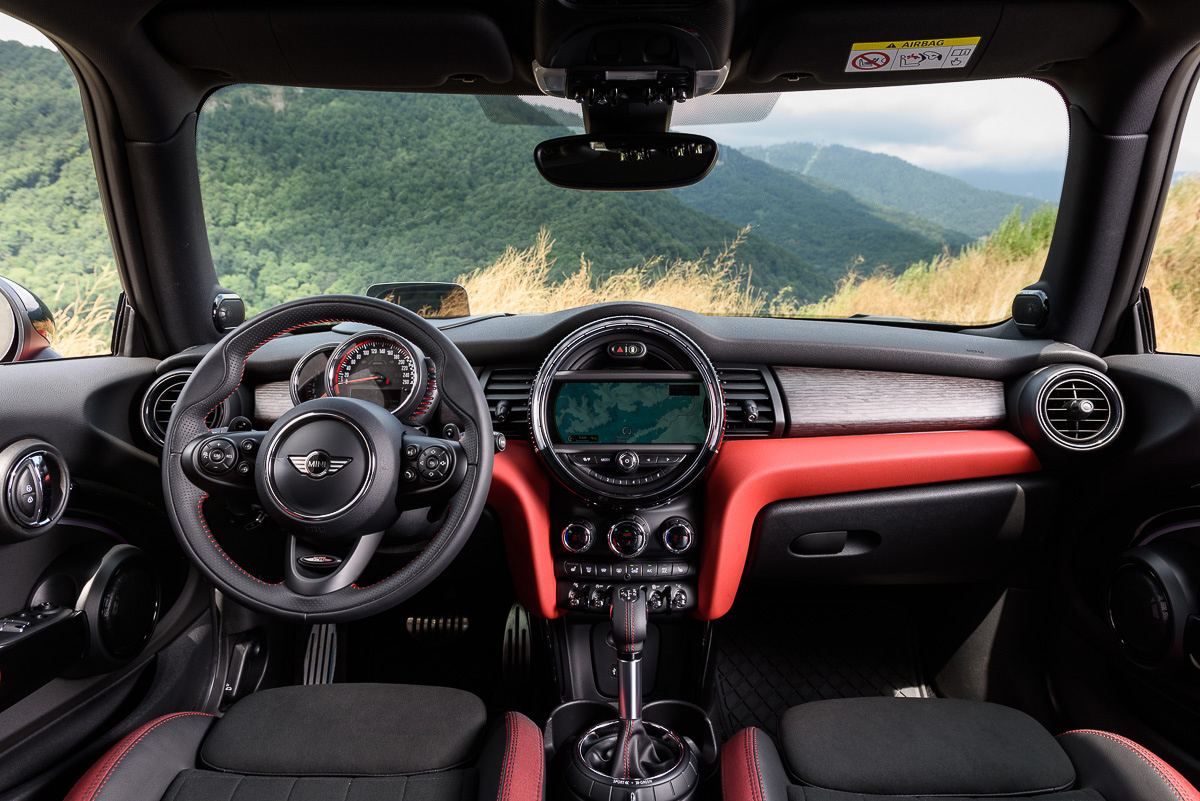 Степень доверия. Тест-драйв Mini JCW :: Autonews