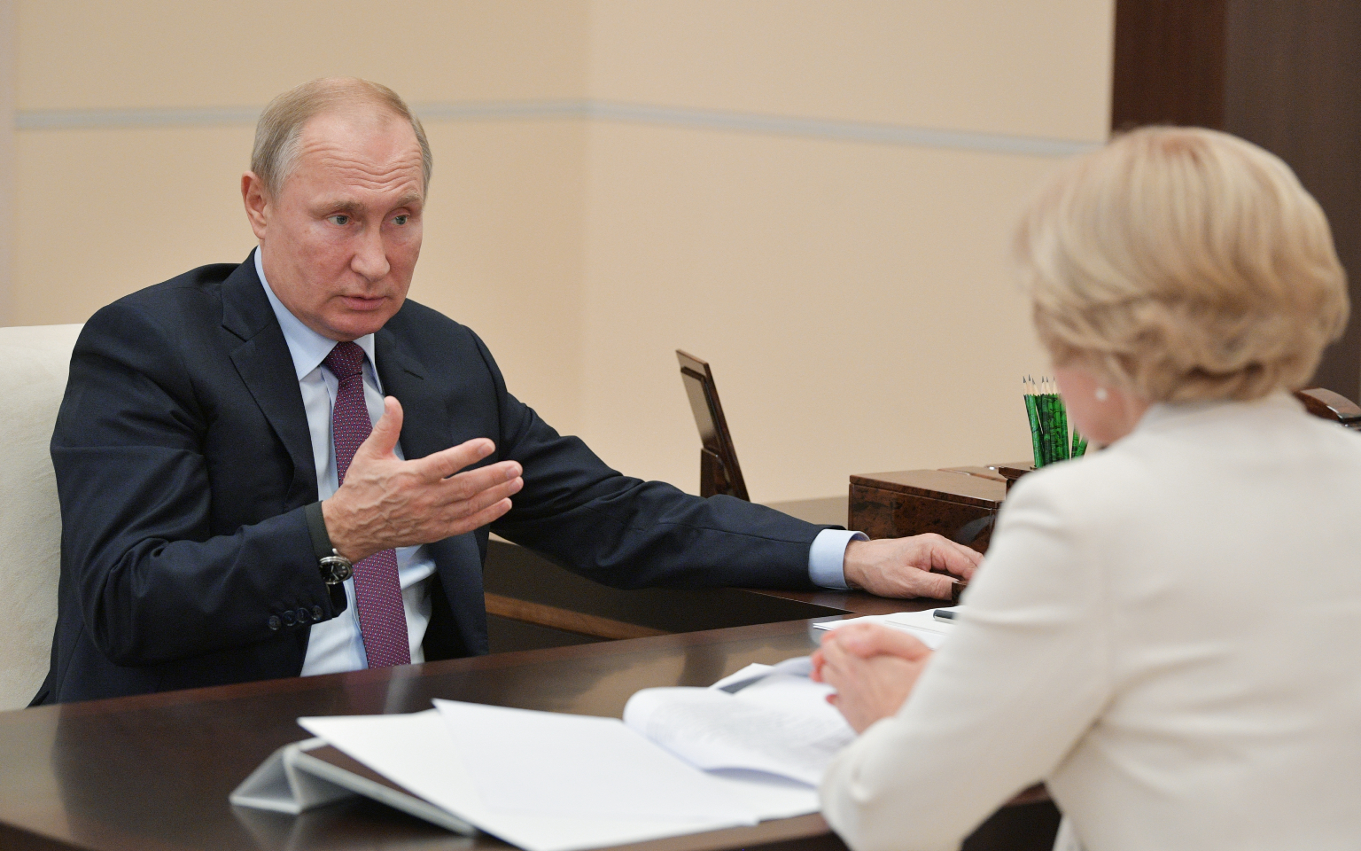 Путин напомнил Голодец об идее создания студии документального кино