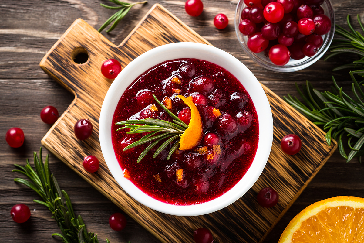 Клюквенный соус: классические рецепты к мясу, птице и сыру