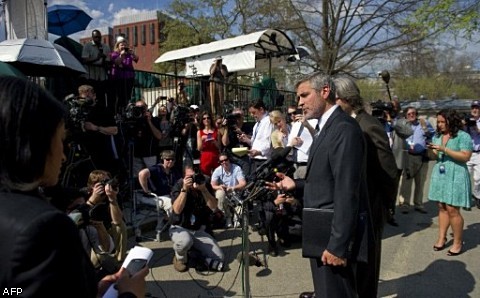 Джордж Клуни арестован
