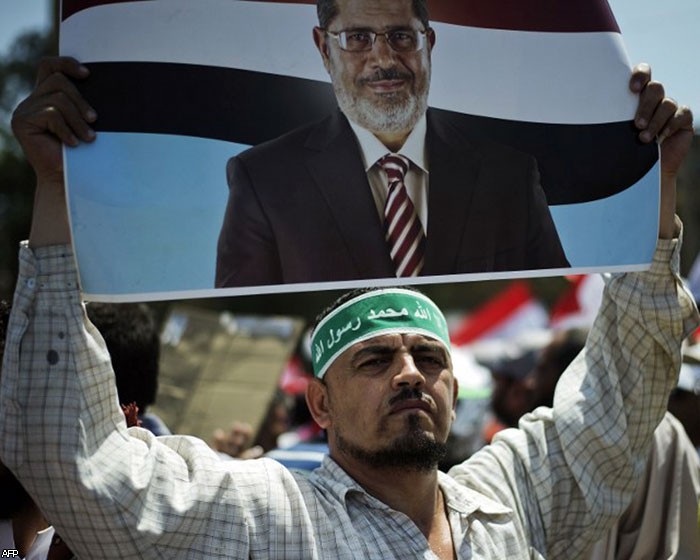 Сторонники шариата провели в Каире многотысячный митинг