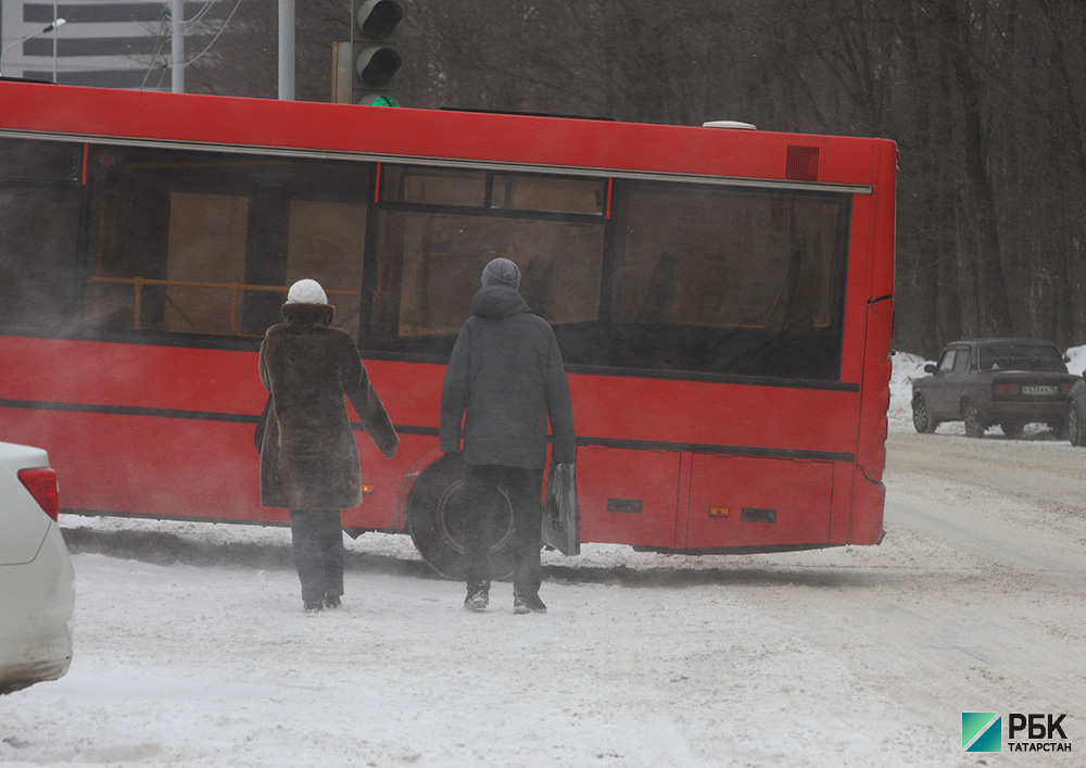 В первый день введения QR-кодов в транспорт не пустили 2,8 тыс. казанцев