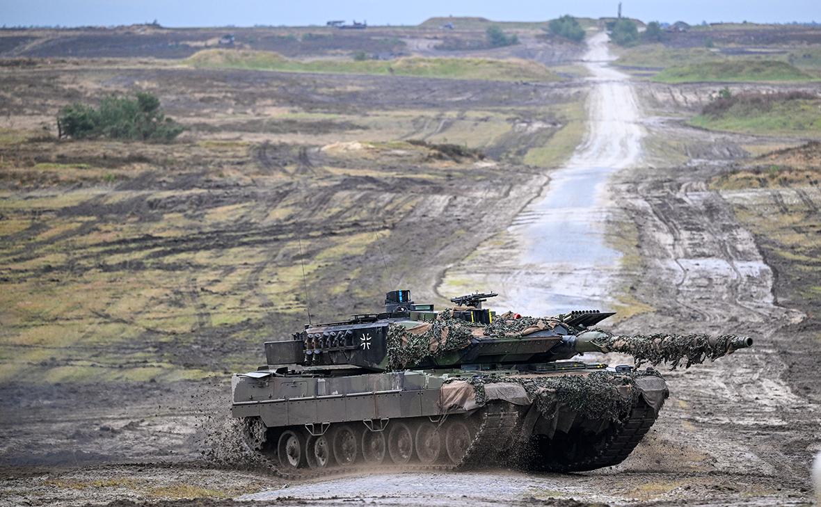 Подоляк усомнился в передаче НАТО Украине почти 100% обещанного оружия"/>













