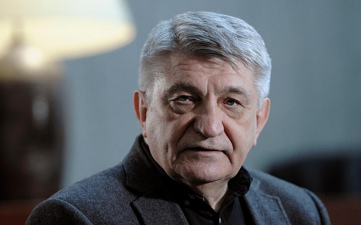 Сокуров словами «работал ли он?» оценил свое исключение из совета кабмина