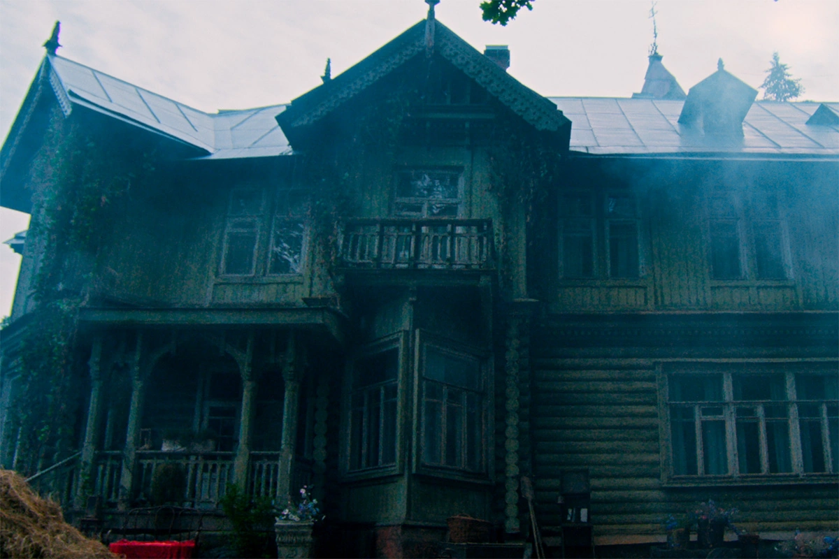 Дача М.Н. Бенуа в сериале «Очарованные»