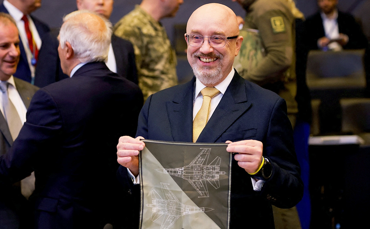 Johanna Geron / Reuters