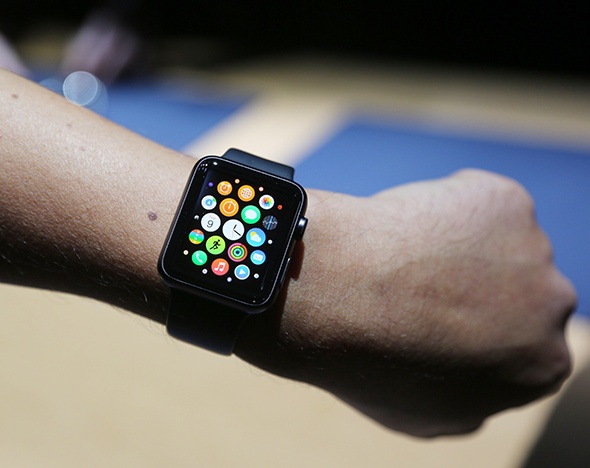 Apple запретили продавать Watch в Швейцарии из-за логотипа