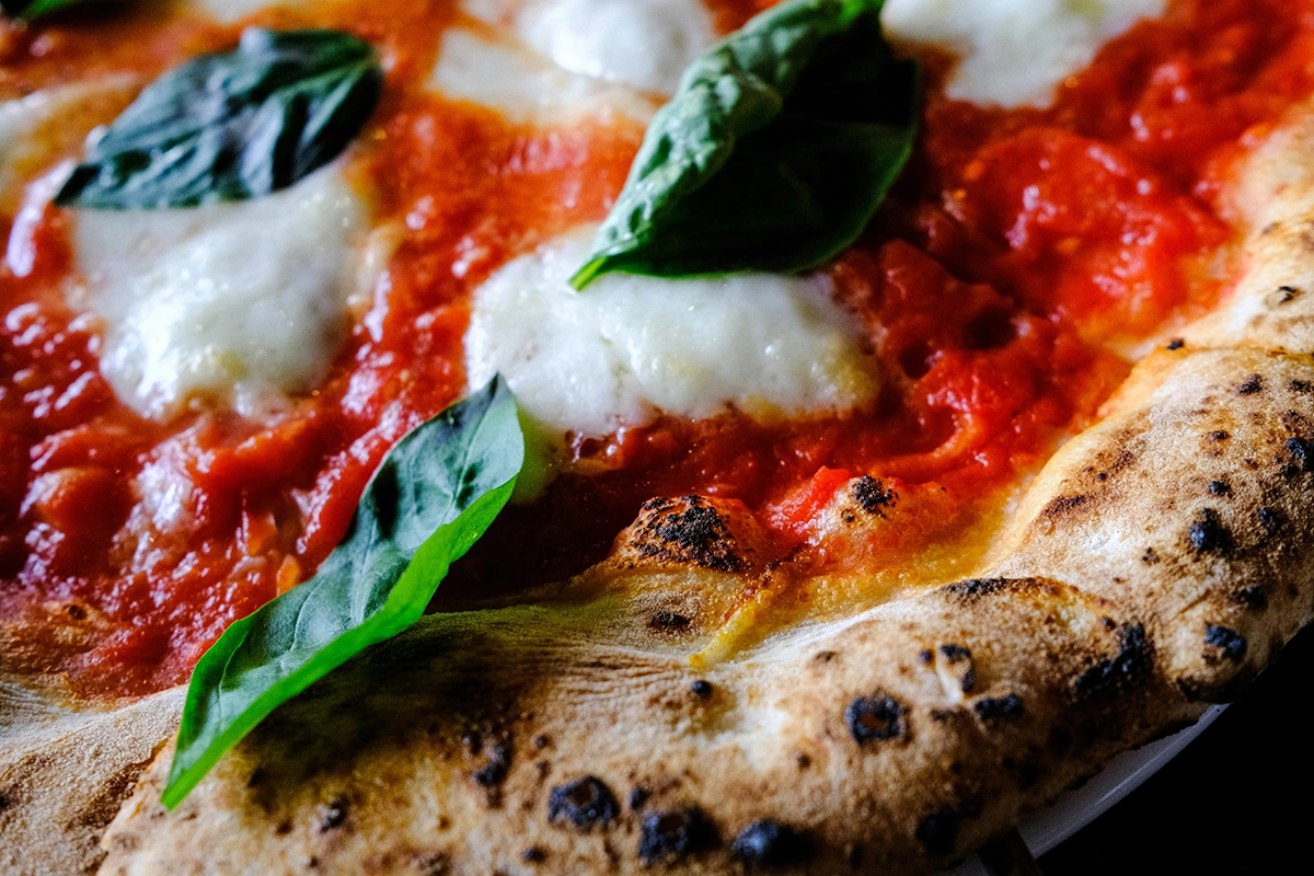 Американский производитель алкогольных напитков ISCO Spirits представил водку со вкусом пиццы