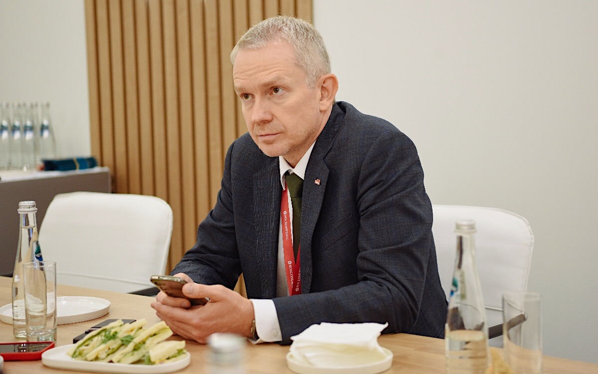 Владимир Крекотень