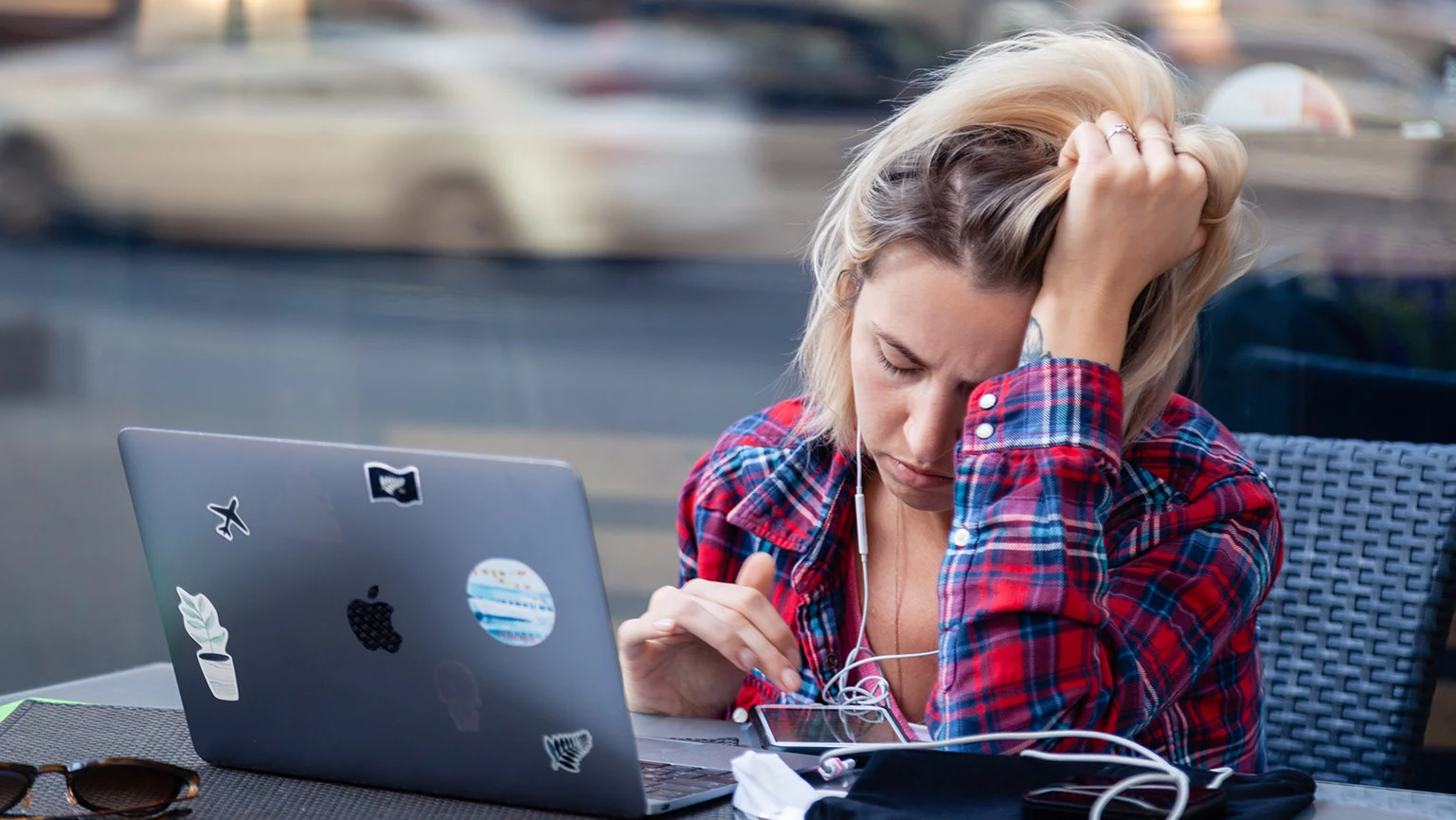 ВЦИОМ узнал, сколько россиян чувствуют себя постоянно уставшими