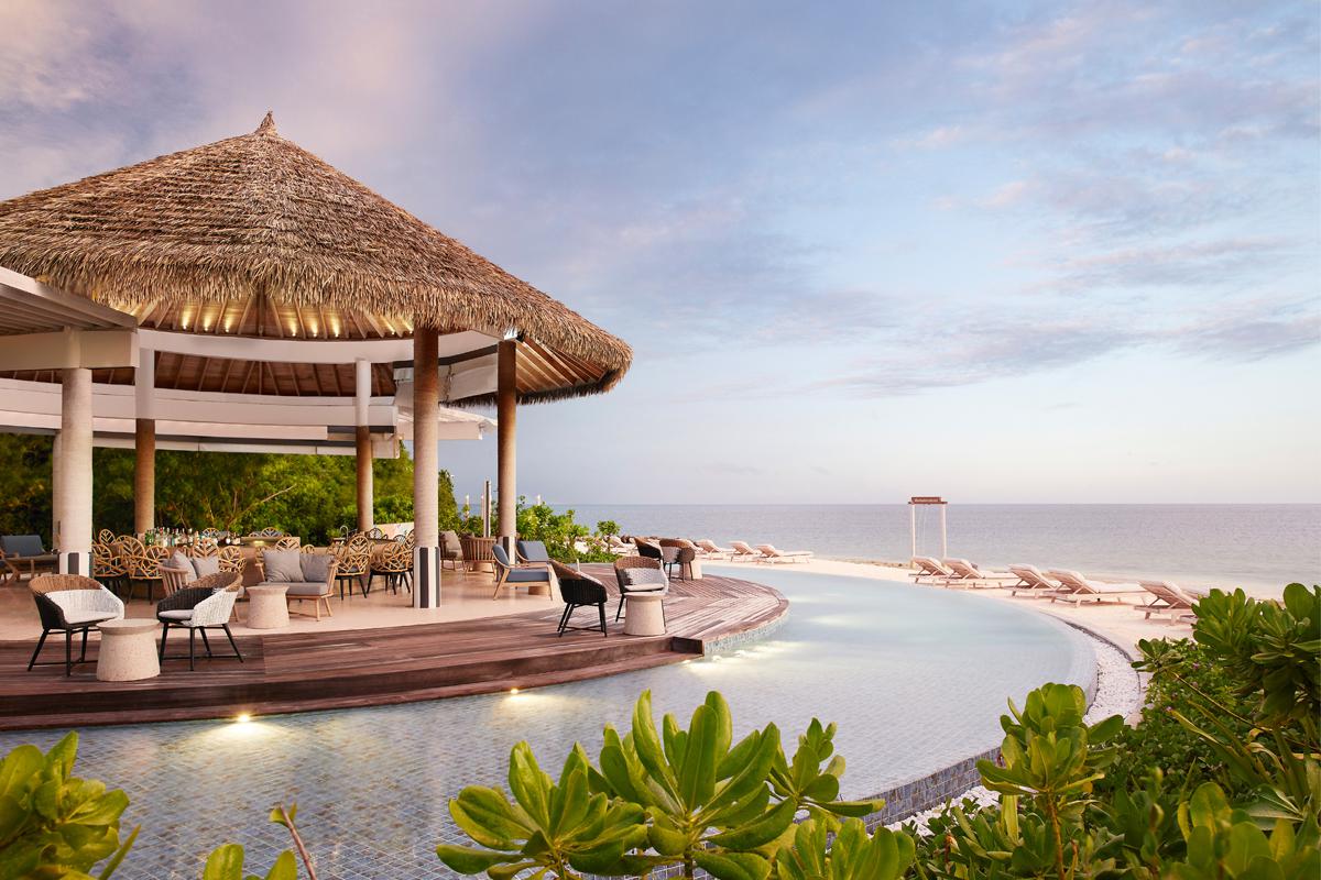 Рестораны&nbsp;Le M&eacute;ridien Maldives Resort &amp; Spa
