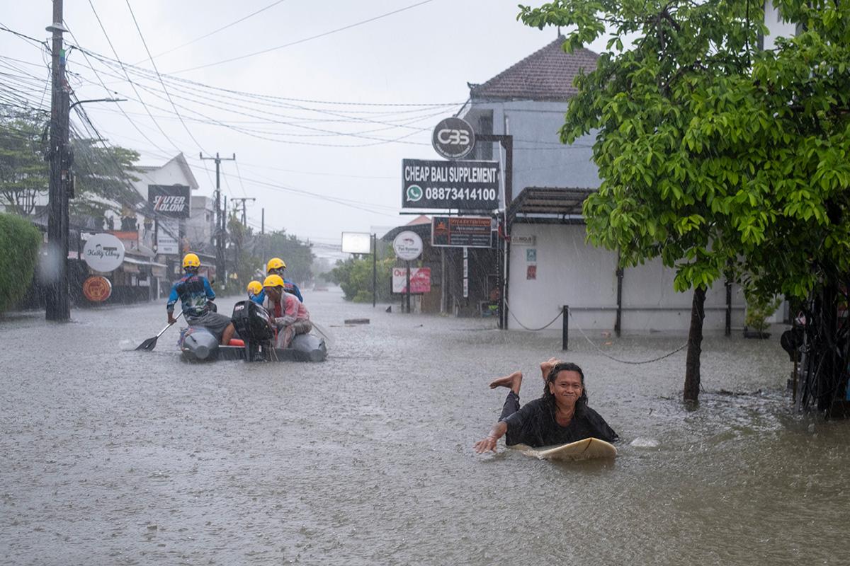 Наводнение в результате проливных дождей на острове Бали, 24 февраля 2026 года