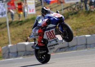 MotoGP: Гран-при Чехии выиграл Лоренсо
