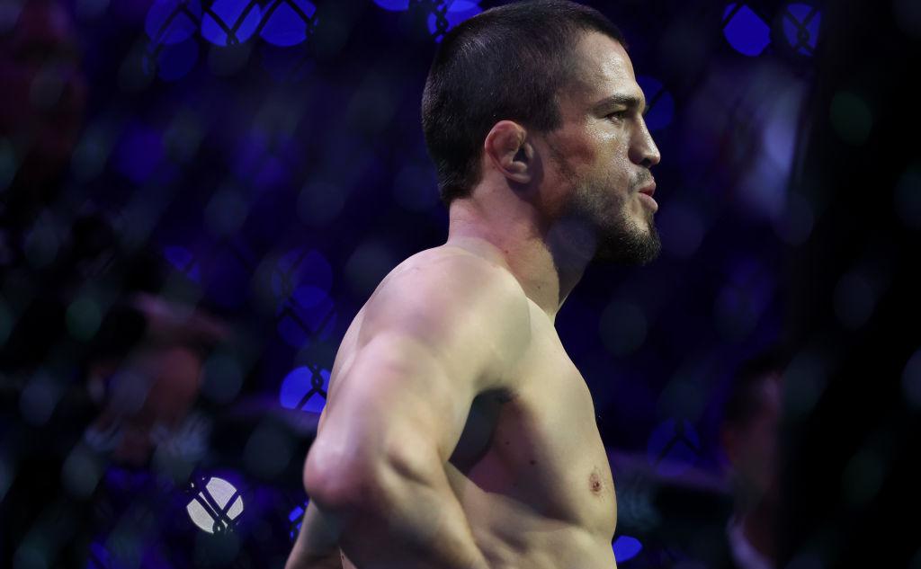 Умар Нурмагомедов занял первое место в рейтинге UFC в легчайшем весе