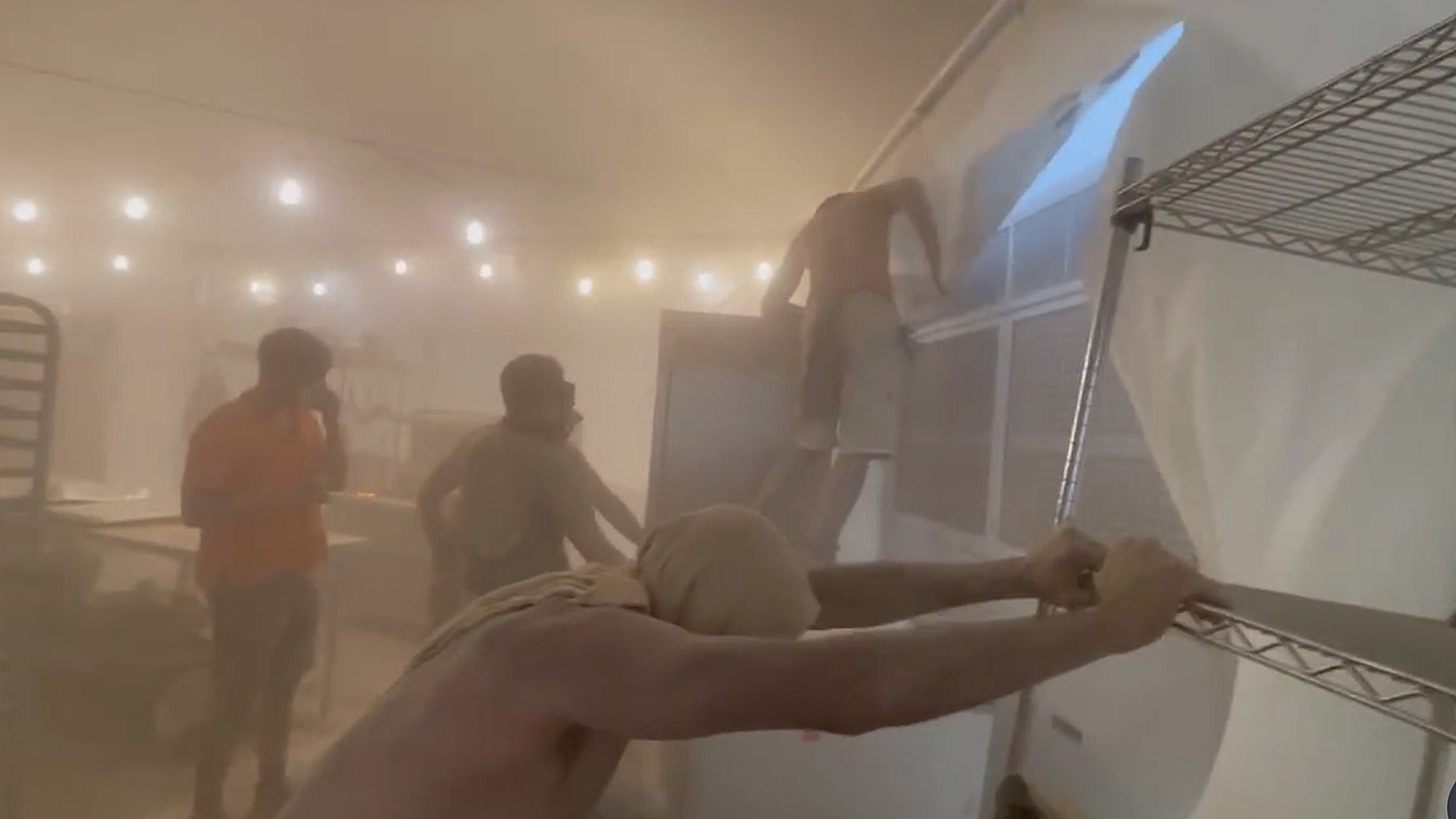 Песчаная буря на фестивале Burning Man
