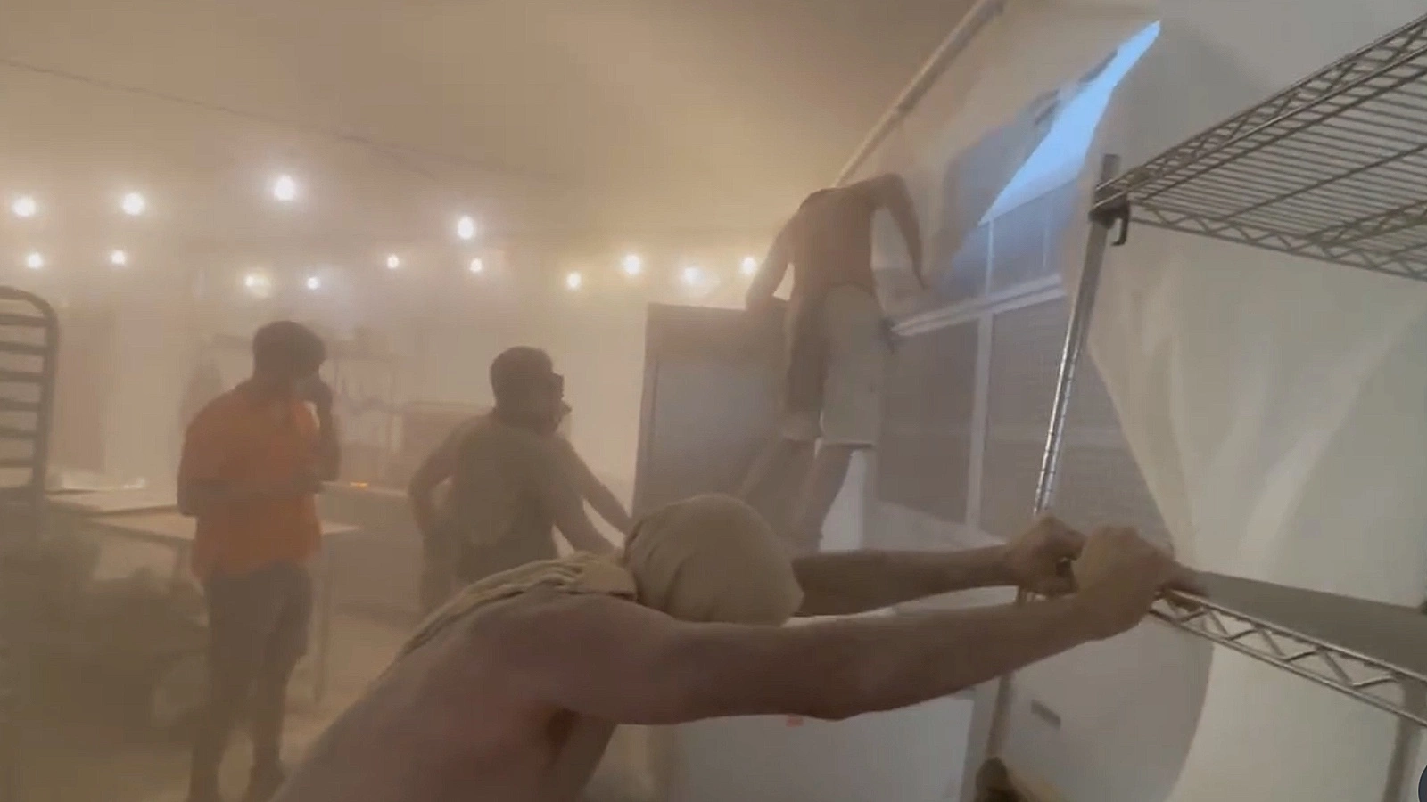 Песчаная буря на фестивале Burning Man