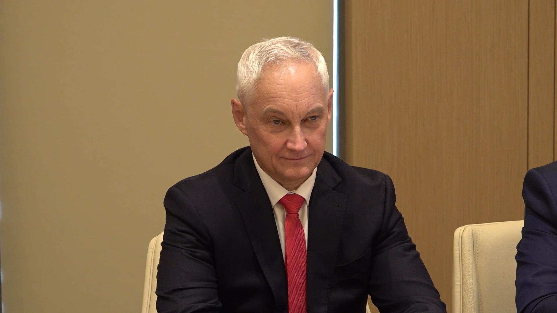 Белоусов провел переговоры с министром обороны Таджикистана