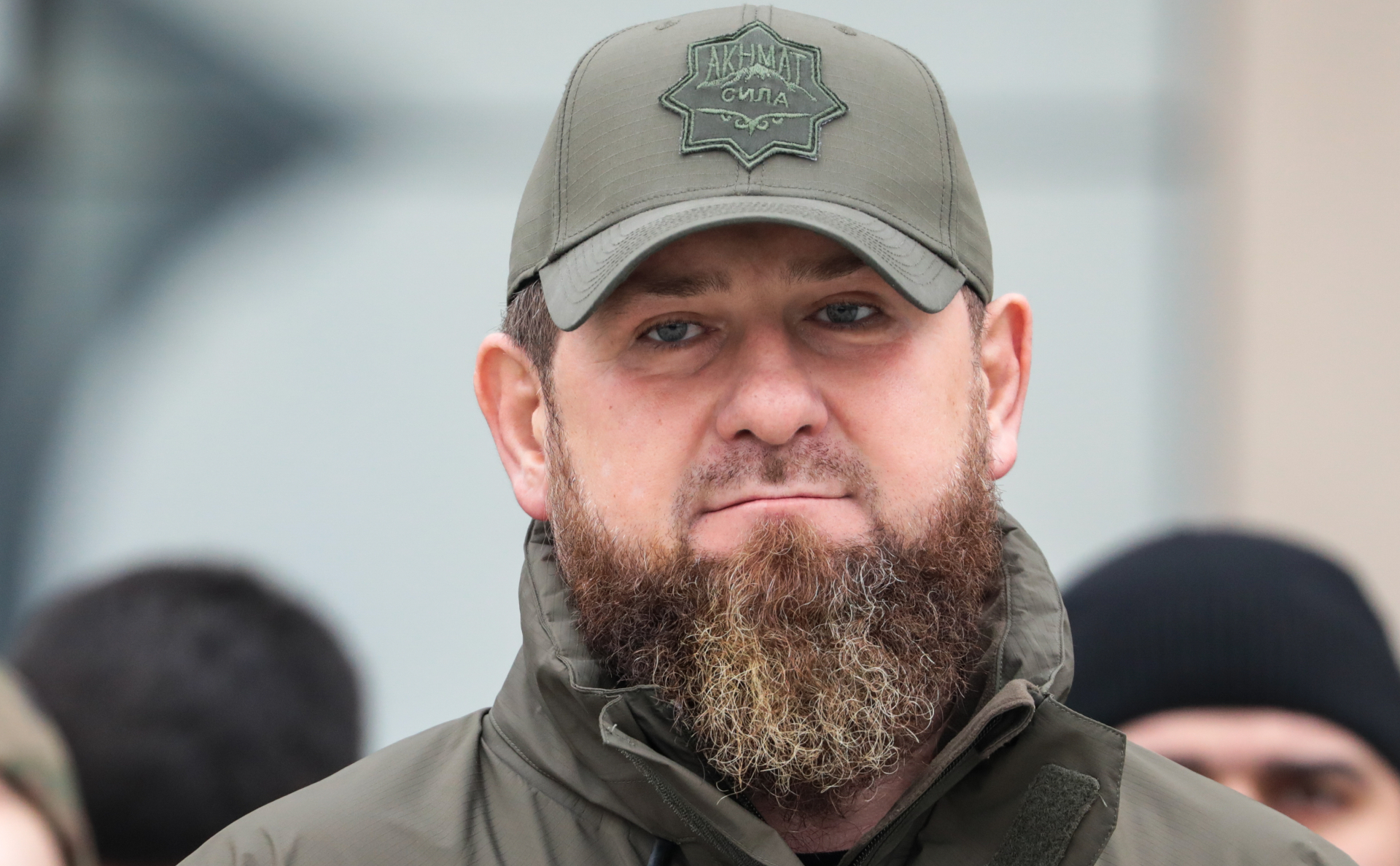 Кадыров сообщил, что более тысячи украинских морпехов сдались в Мариуполе"/>













