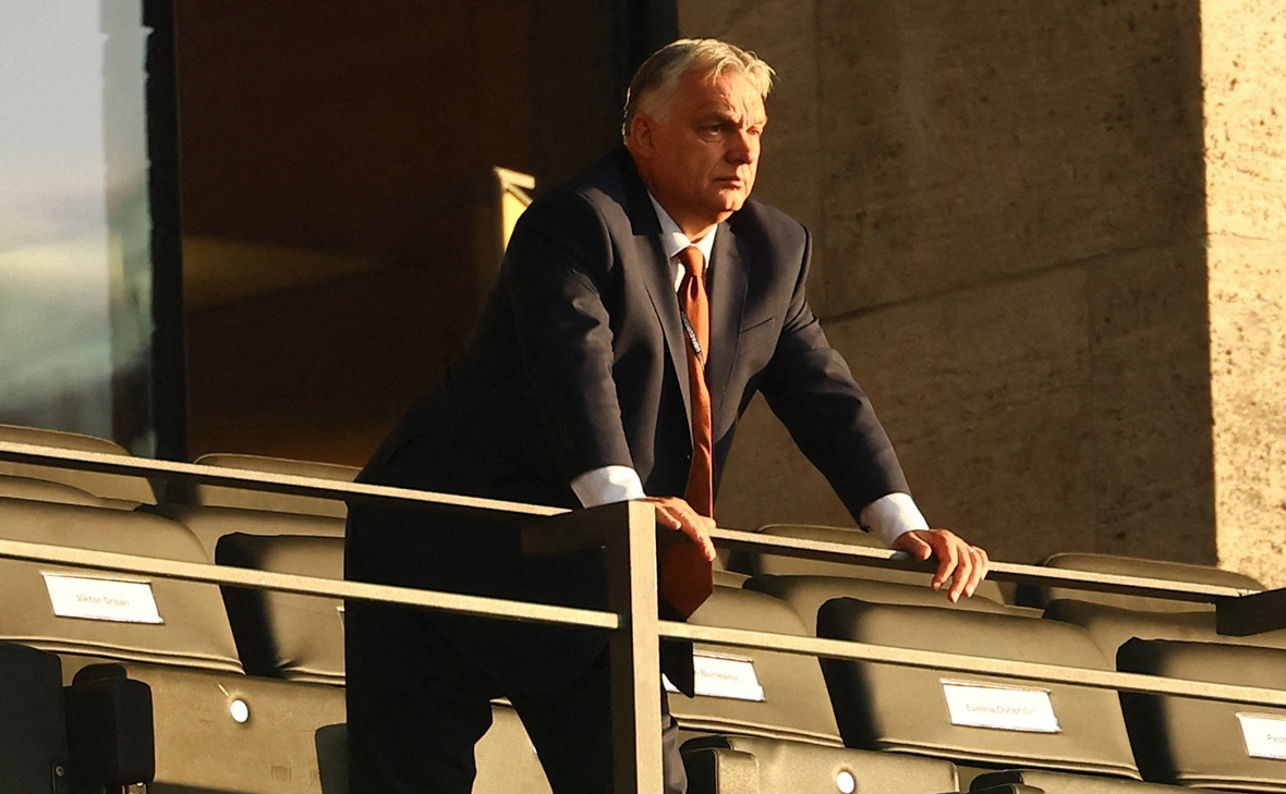 Kai Pfaffenbach / Reuters