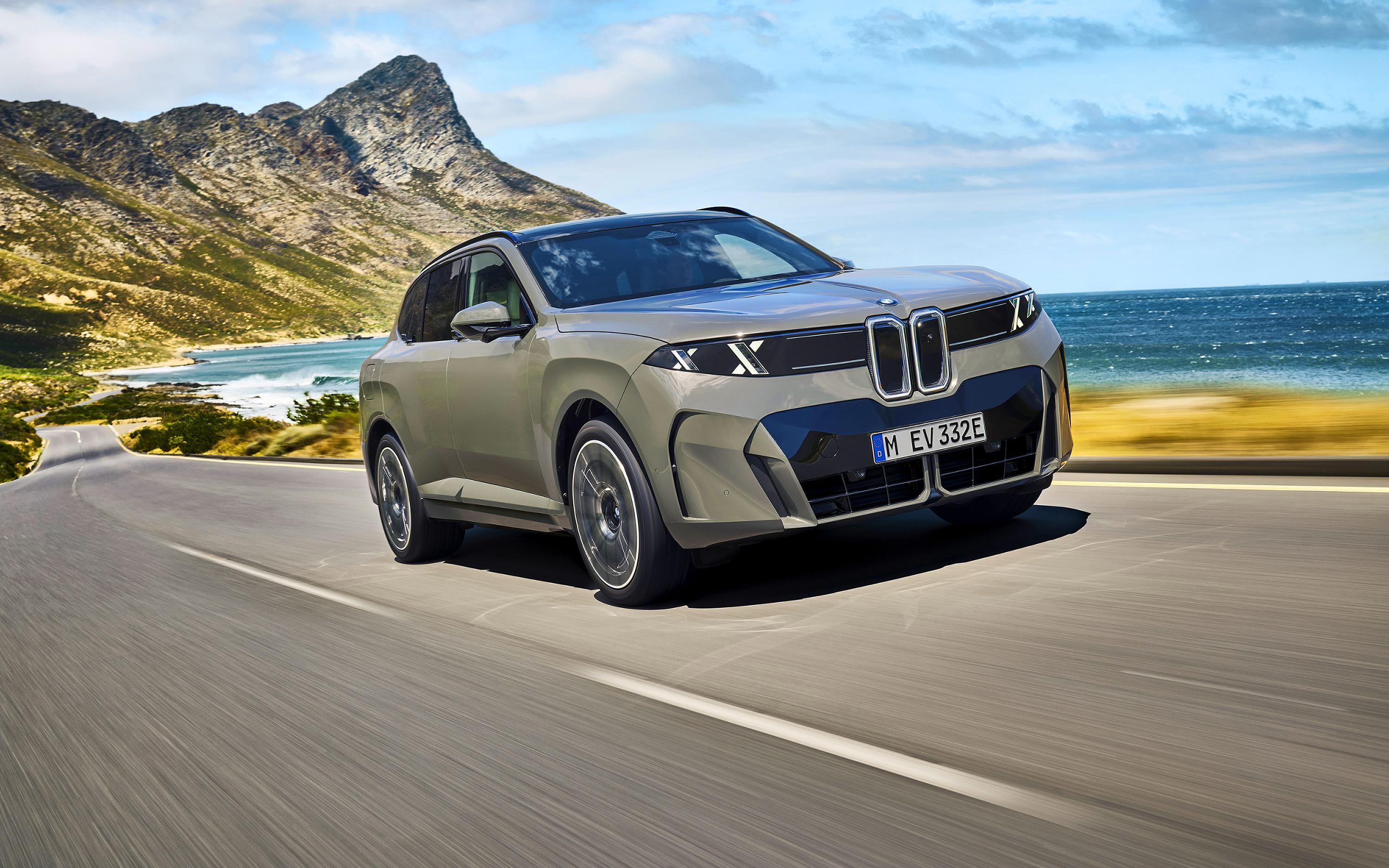 В России открыли предзаказы на новый BMW X5. Машины приедут к декабрю