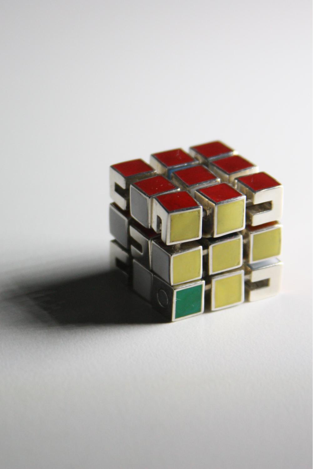 Браслет «Кубик Рубика»
