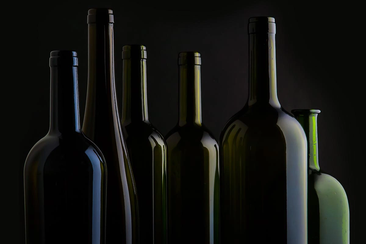 Вторая жизнь винной бутылки: где ее использовать, когда вино закончилось