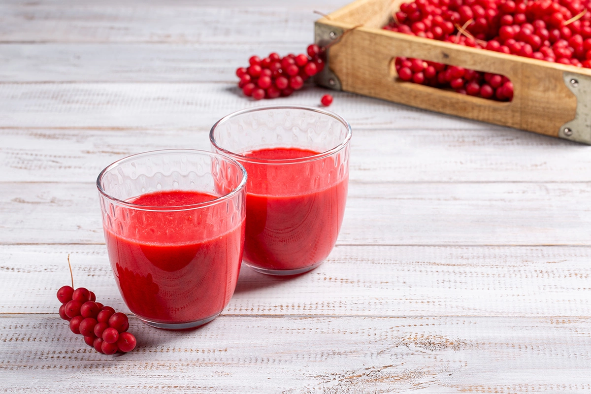 Лимонник китайский, используемый в восточной медицине на протяжении более 15 веков, ценится наравне с женьшенем за свои целебные свойства